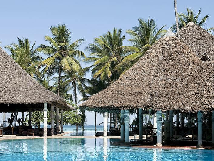 Neptune Village Beach Resort & Spa Galu Exterior foto